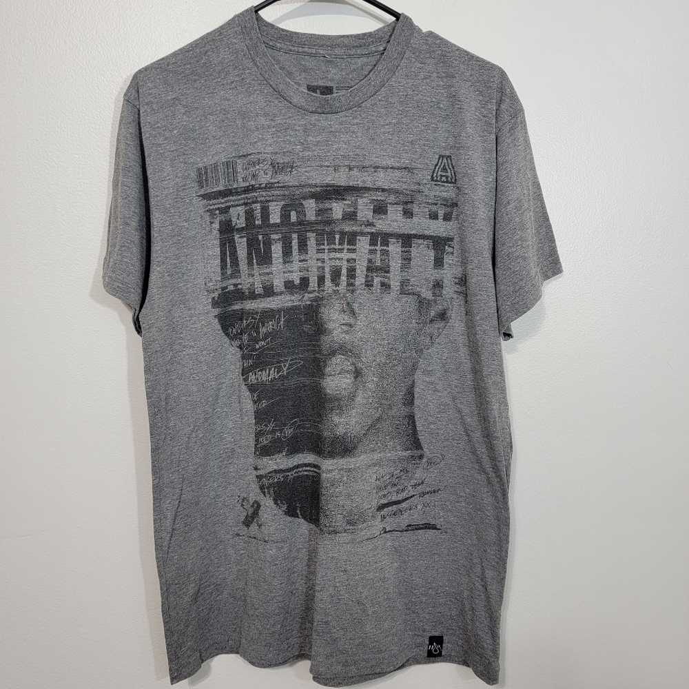 Anomaly Grey Short Sleeve Tee Size Large